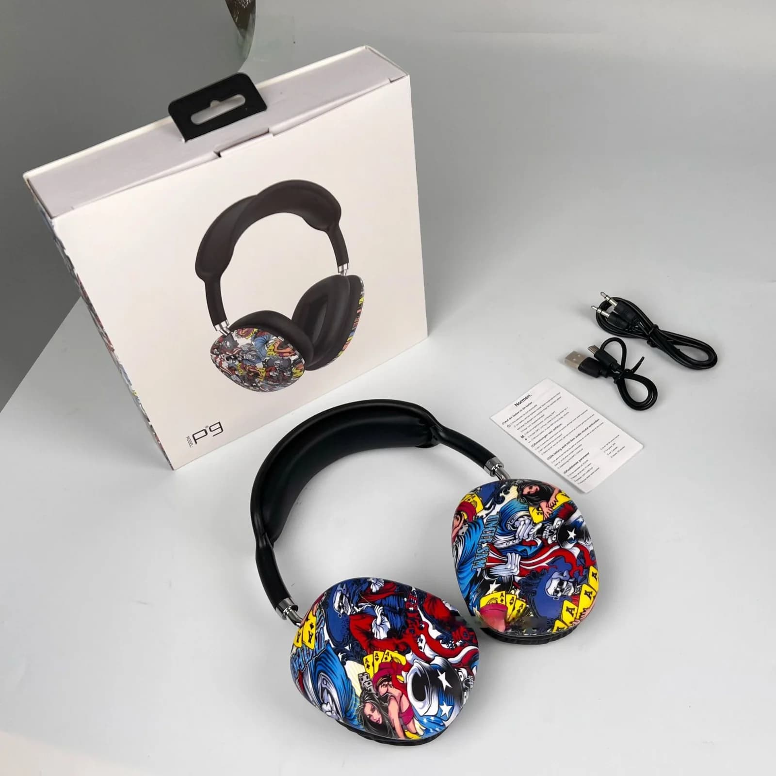 Graffiti stiliaus ausinės su Bluetooth, FM radiju ir TF kortele